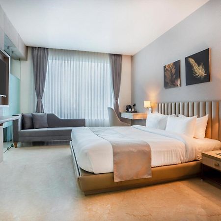Hotel Plaza International Near Delhi Airport New Delhi Exterior photo