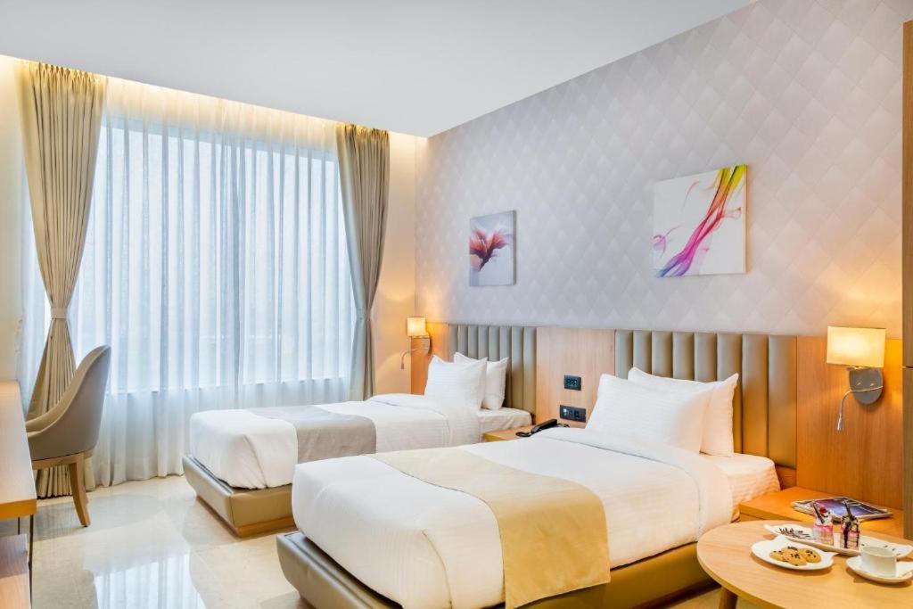 Hotel Plaza International Near Delhi Airport New Delhi Room photo